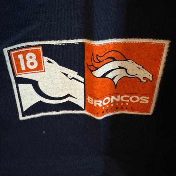 Peyton Manning Broncos T-Shirt Jersey - Picture 2 of 5